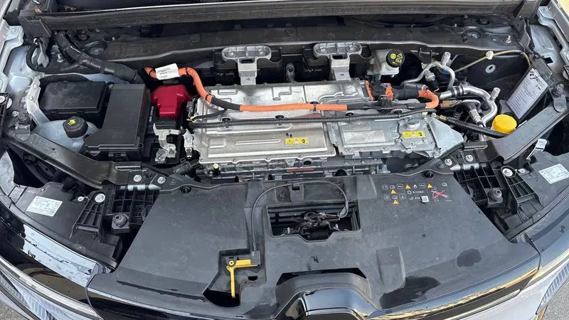 Renault Megane E-Tech Electric usata a Parma (19)