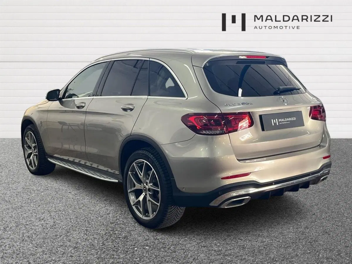 Mercedes-Benz GLC SUV usata a Bari (4)