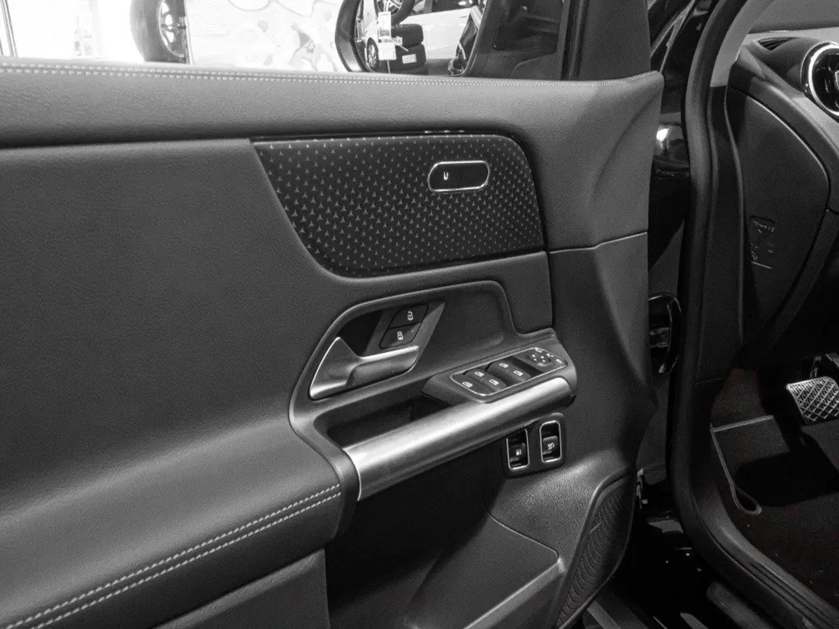 Mercedes-Benz GLA SUV nuova a Ancona (10)