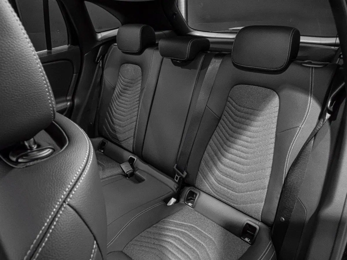 Mercedes-Benz GLA SUV nuova a Ancona (13)