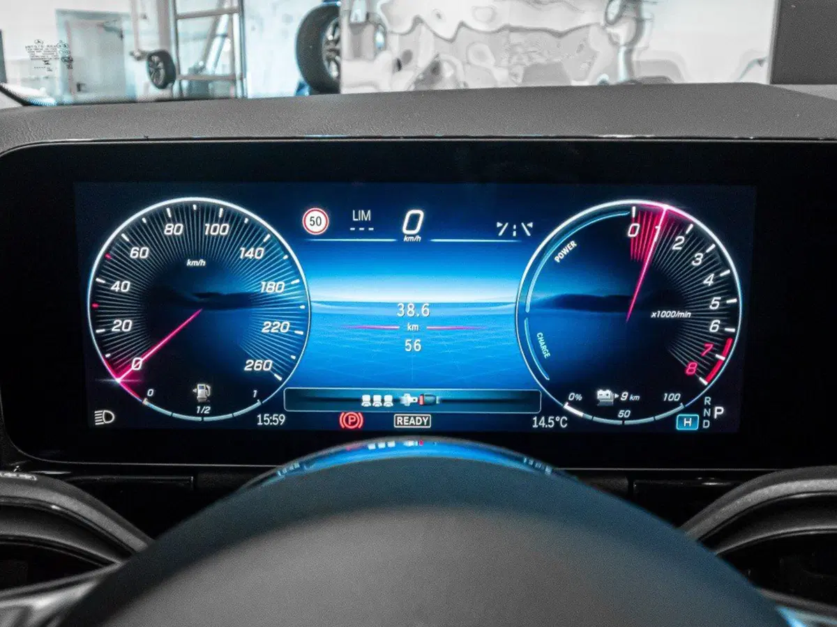 Mercedes-Benz GLA SUV nuova a Ancona (14)