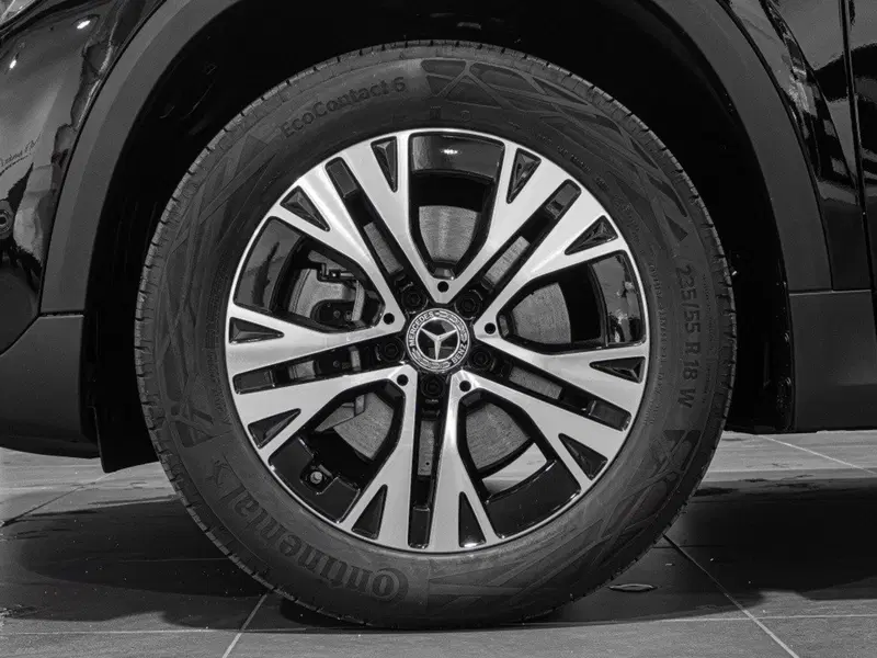Mercedes-Benz GLA SUV nuova a Ancona (7)