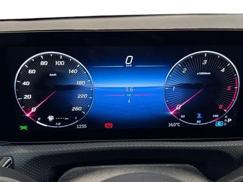 Mercedes-Benz Classe A Sedan nuova a Macerata (9)