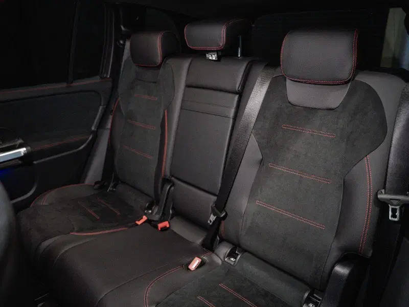 Mercedes-Benz GLB nuova a Ancona (15)