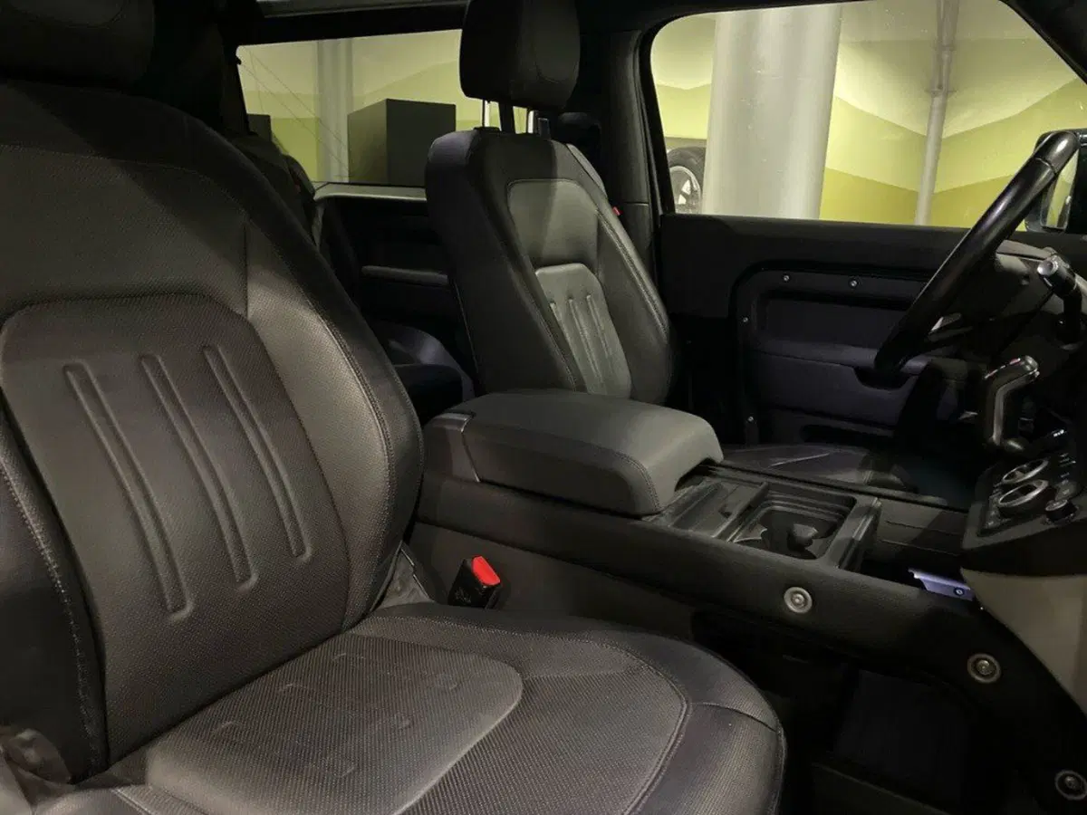 Land Rover Defender usata a Ancona (14)