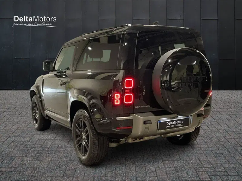 Land Rover Defender usata a Ancona (3)