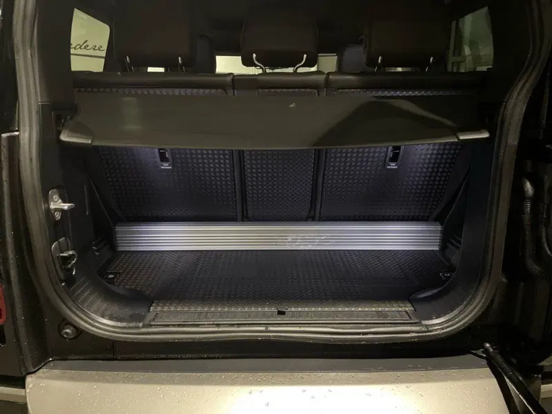 Land Rover Defender usata a Ancona (7)