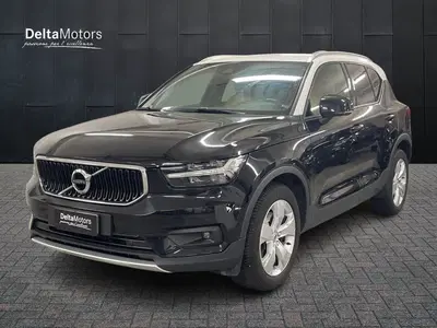 Volvo XC40 D4 AWD Geartronic Momentum del 2018 usata a Montecosaro