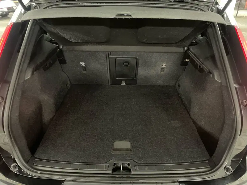 Volvo XC40 usata a Macerata (7)