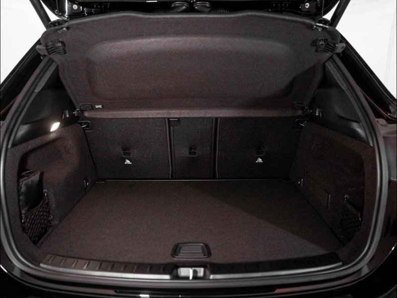 Mercedes-Benz GLA SUV nuova a Ancona (10)