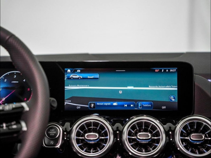 Mercedes-Benz GLA SUV nuova a Ancona (19)