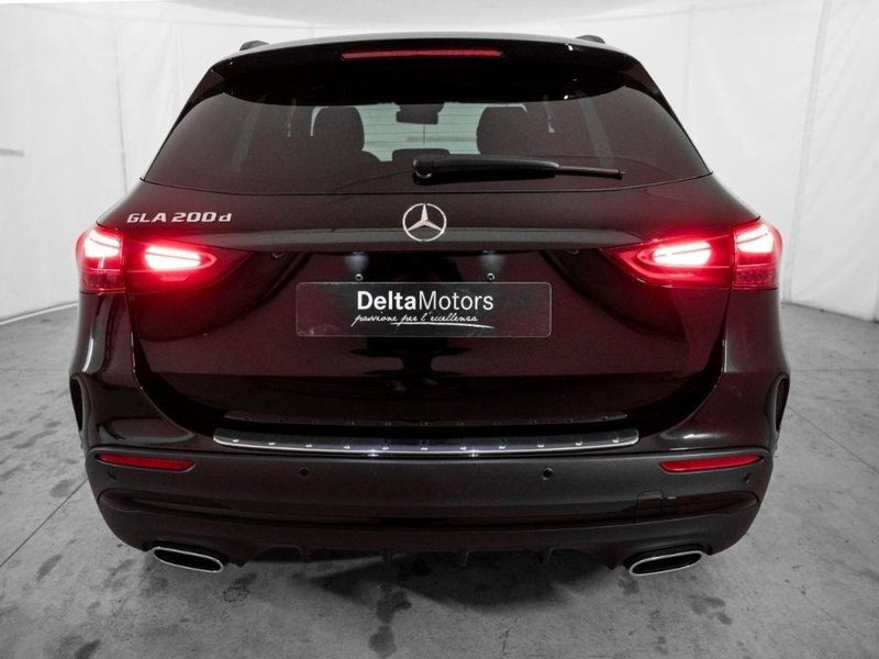 Mercedes-Benz GLA SUV nuova a Ancona (3)