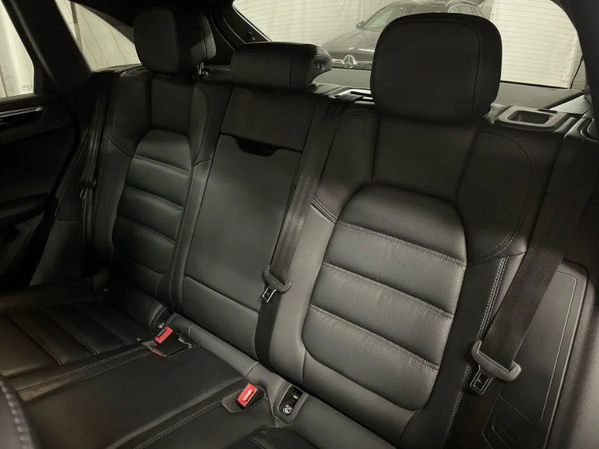 Porsche Macan usata a Macerata (13)