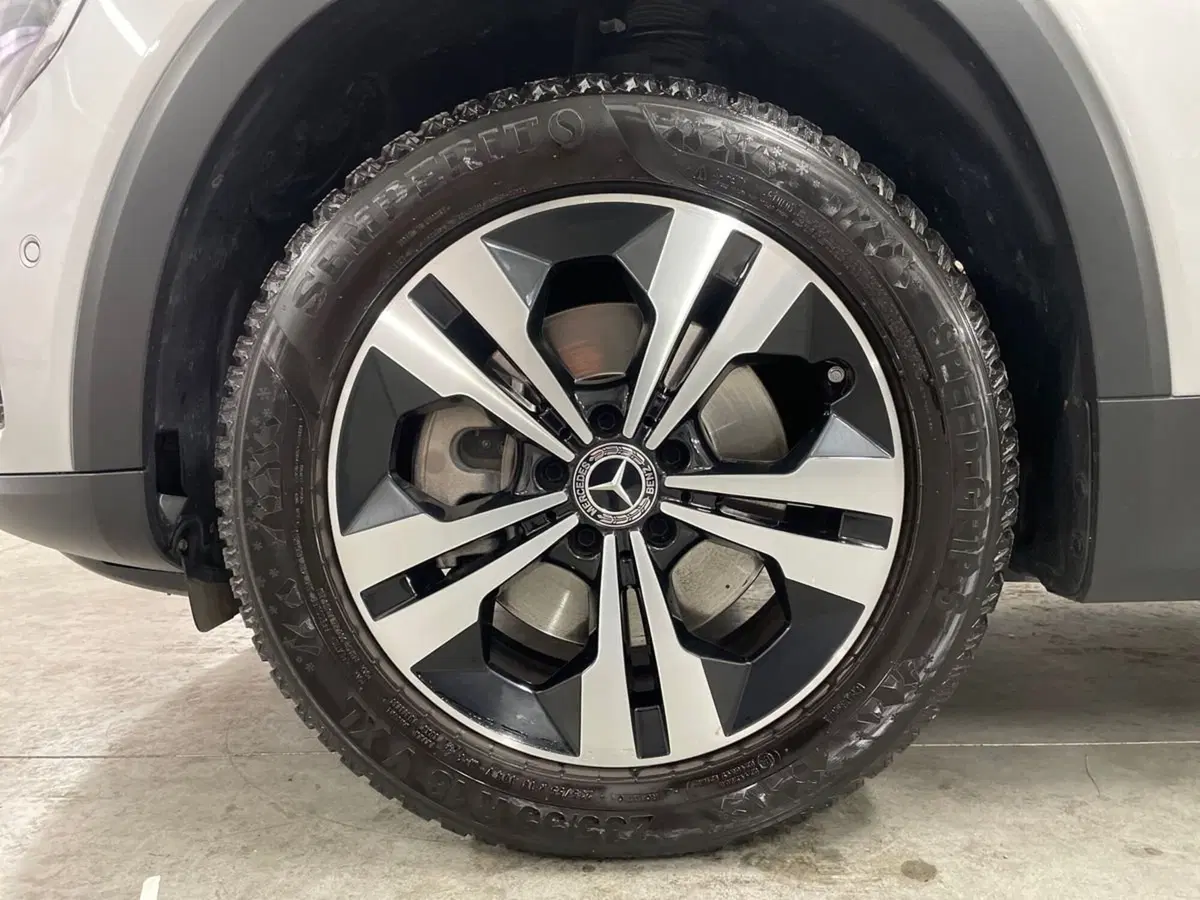 Mercedes-Benz GLB usata a Macerata (8)