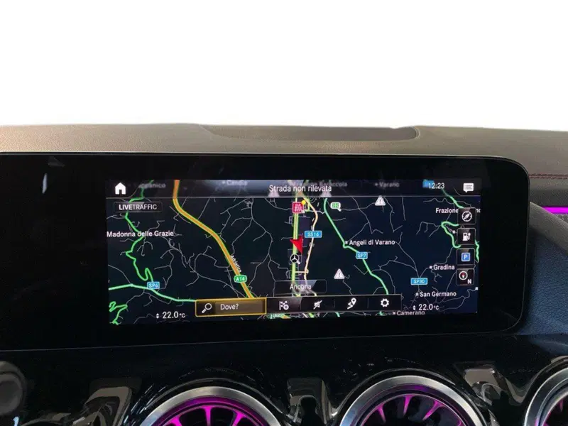 Mercedes-Benz EQA usata a Ancona (15)
