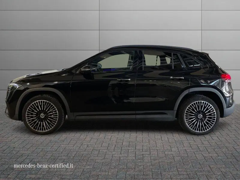 Mercedes-Benz EQA usata a Ancona (2)
