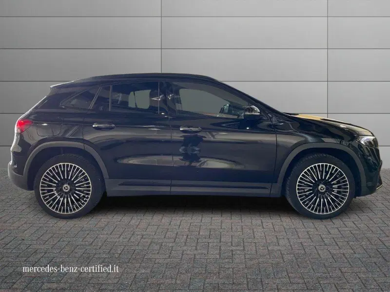 Mercedes-Benz EQA usata a Ancona (5)