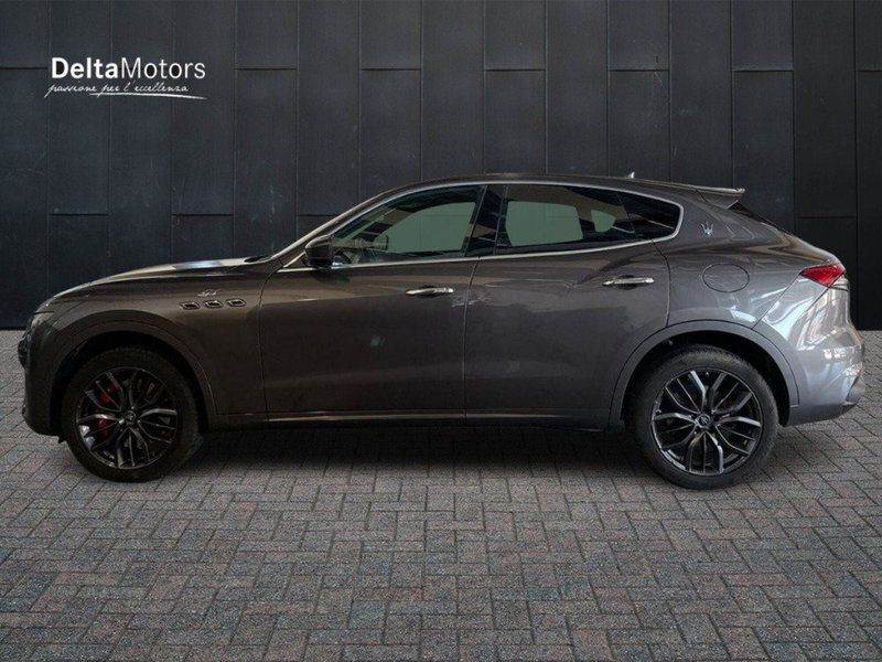 Maserati Levante usata a Ancona (2)