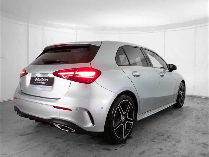 Mercedes-Benz Classe A Sedan nuova a Macerata (4)