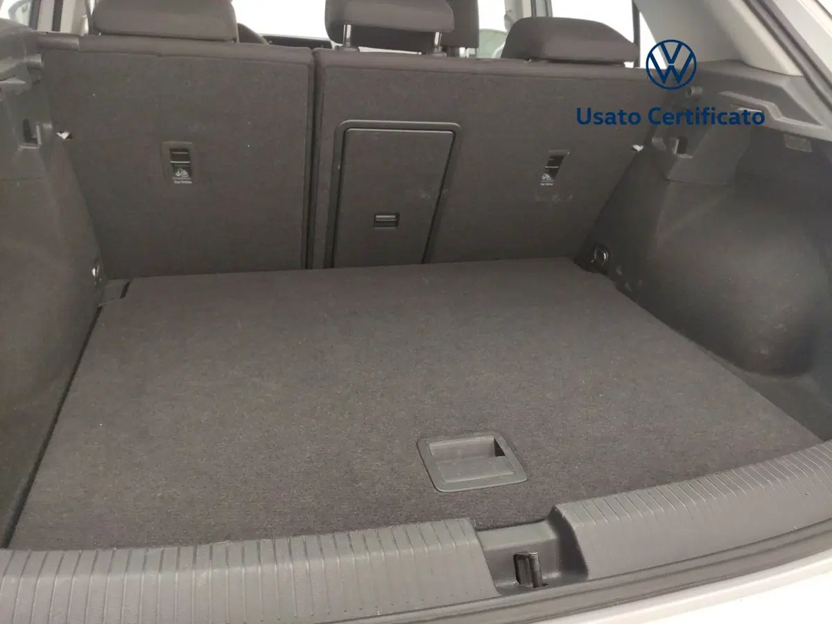 Volkswagen T-Roc usata a Avellino (11)