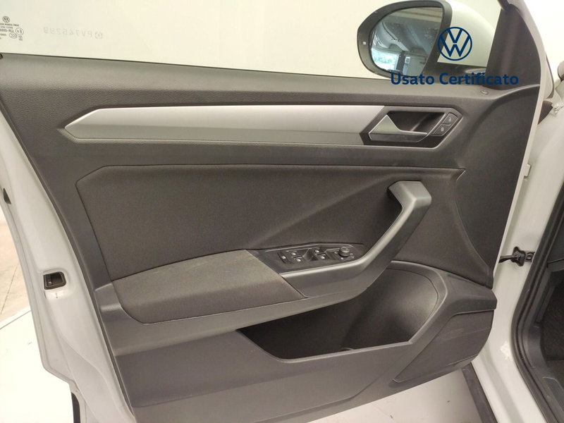 Volkswagen T-Roc usata a Avellino (12)