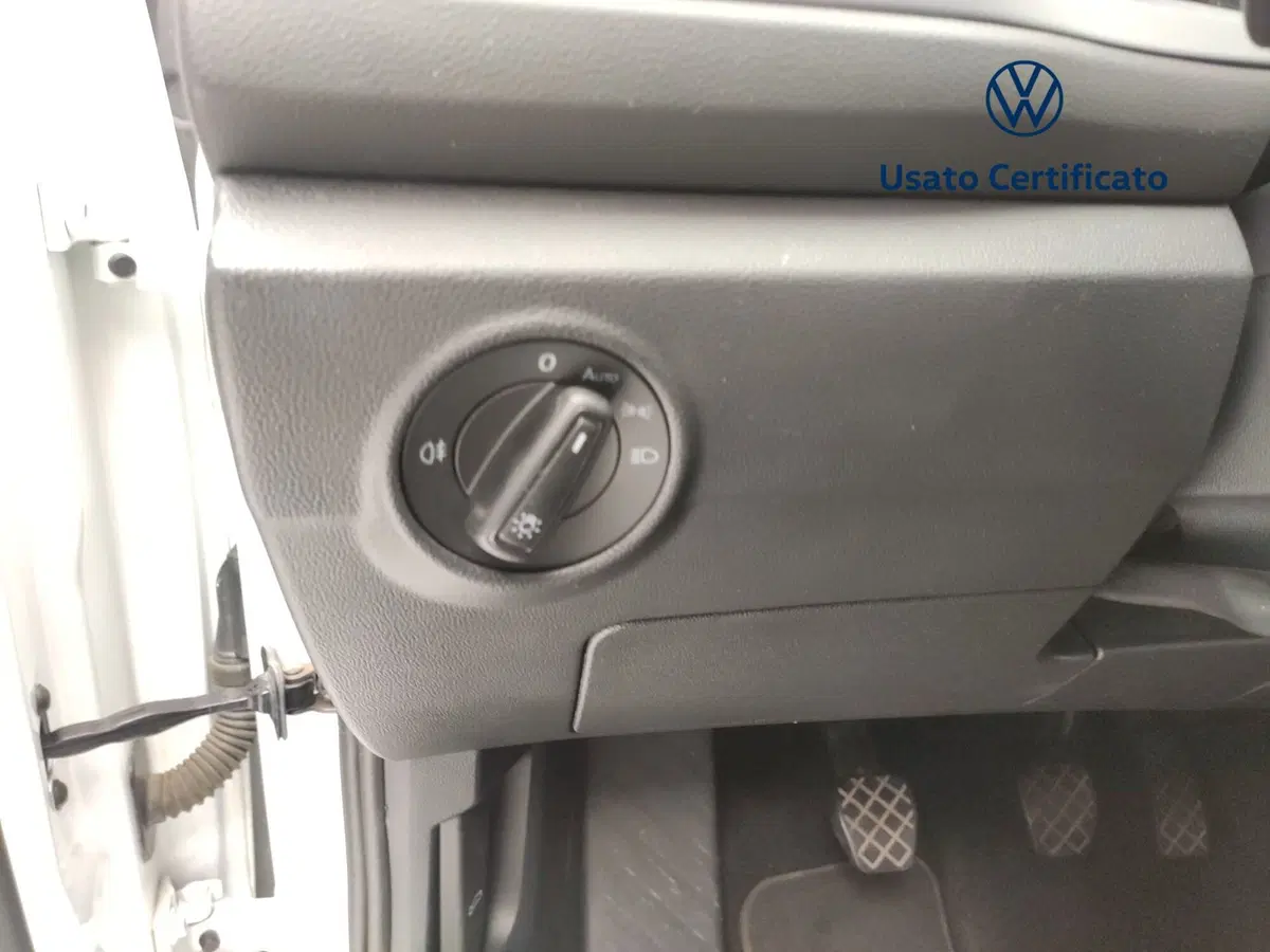 Volkswagen T-Roc usata a Avellino (15)