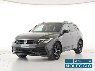 Volkswagen Tiguan 2.0 tdi R-Line 150cv dsg del 2023 usata a Alba