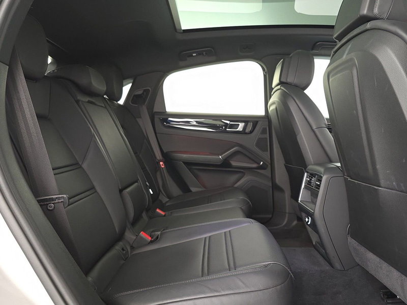 Porsche Cayenne usata a Alessandria (14)