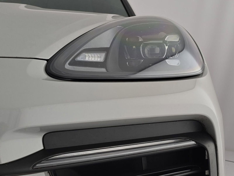 Porsche Cayenne usata a Alessandria (6)
