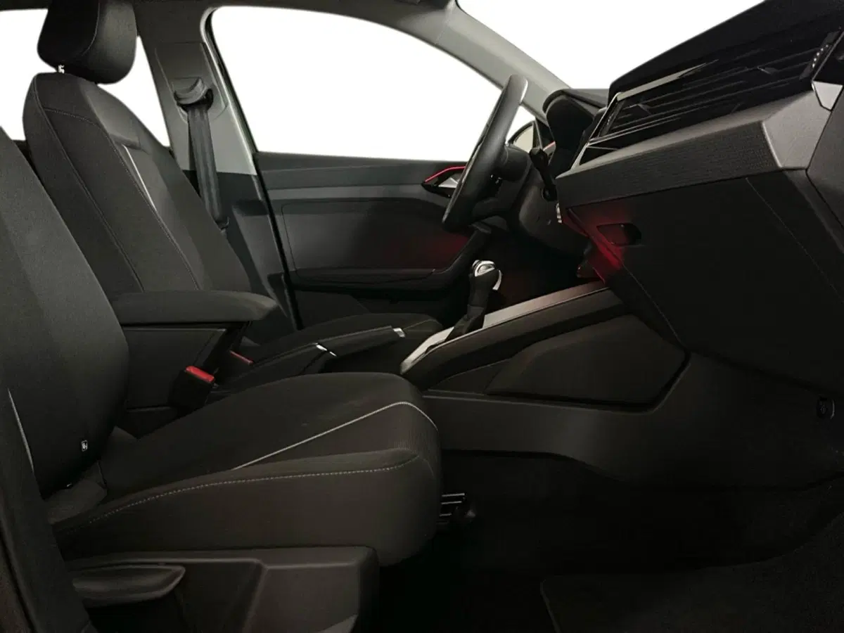 Audi A1 allstreet usata a Caserta (6)