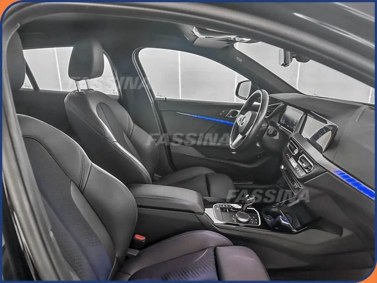 BMW Serie 1 5p. usata a Milano (13)
