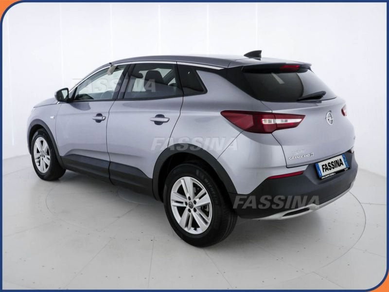 Opel Grandland X usata a Milano (4)