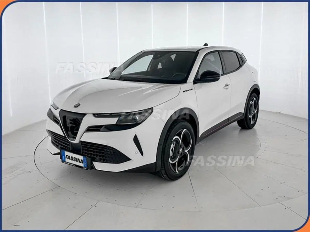 Alfa Romeo Junior nuova a Milano (3)
