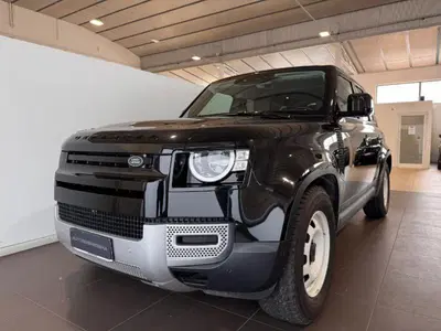 Land Rover Defender 110 2.0 SD4 240CV AWD Auto del 2020 usata a Venezia