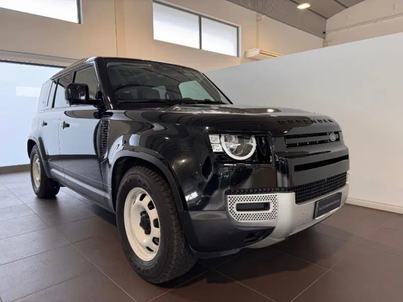 Land Rover Defender usata a Venezia (18)