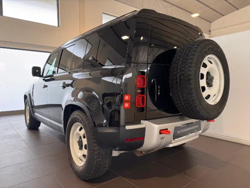 Land Rover Defender usata a Venezia (3)