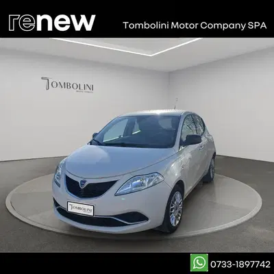 Lancia Ypsilon 1.3 MJT 16V 95 CV 5 porte S&amp;S Silver del 2016 usata a Civitanova Marche