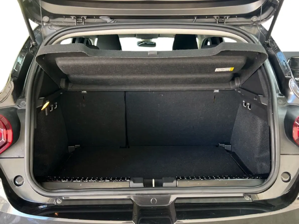 Dacia Sandero usata a Roma (10)