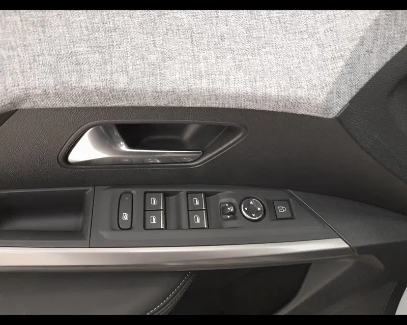 Peugeot 3008 usata a Alessandria (6)