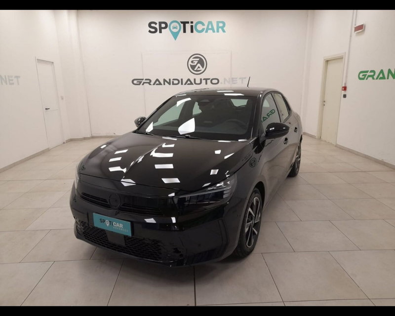 Opel Corsa nuova a Alessandria