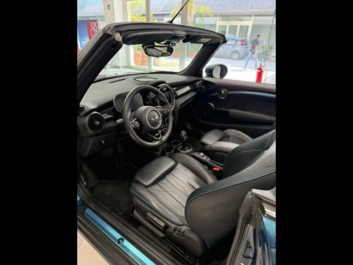 MINI Mini Cabrio usata a Caltanissetta (11)