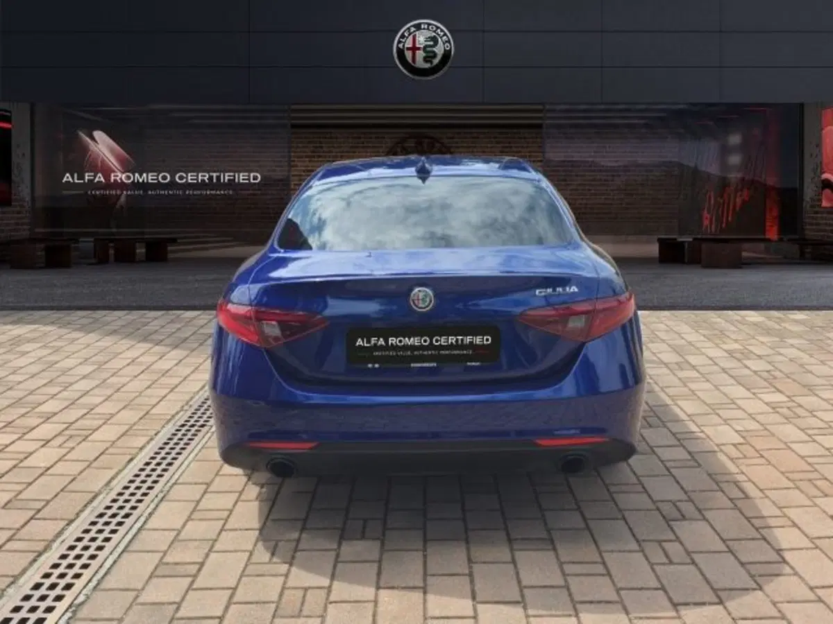 Alfa Romeo Giulia usata a Monza e Brianza (5)
