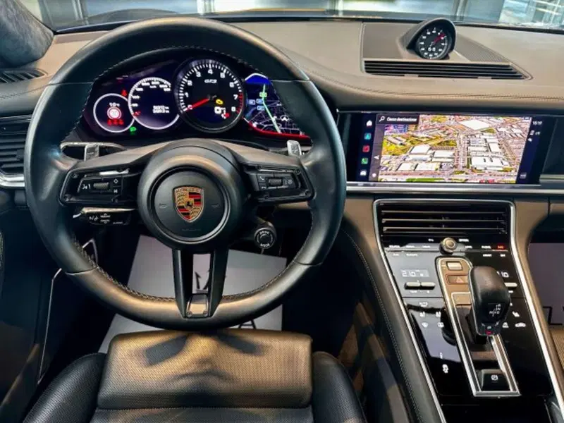 Porsche Panamera usata a Torino (14)