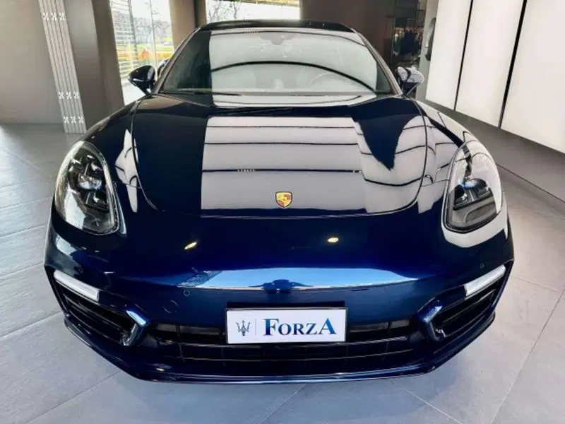 Porsche Panamera usata a Torino (2)