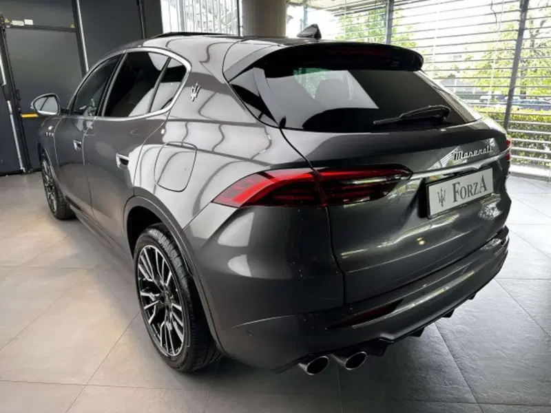 Maserati Grecale usata a Torino (8)