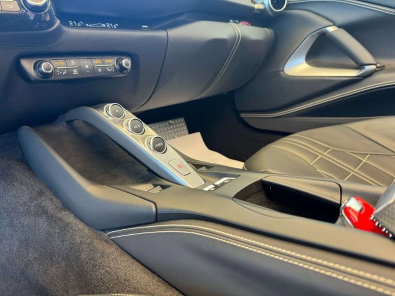 Ferrari 812 Spider usata a Torino (10)
