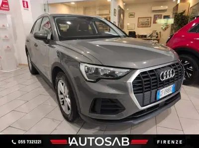 Audi Q3 35 2.0 tdi Business Advanced s-tronic del 2021 usata a Firenze