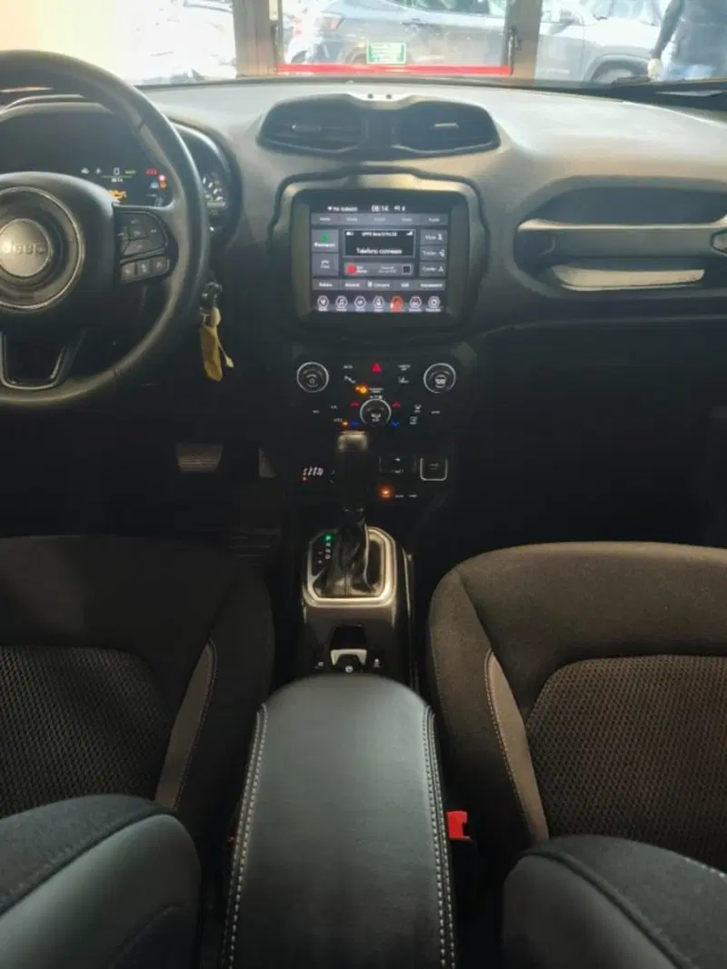 Jeep Renegade usata a Firenze (12)