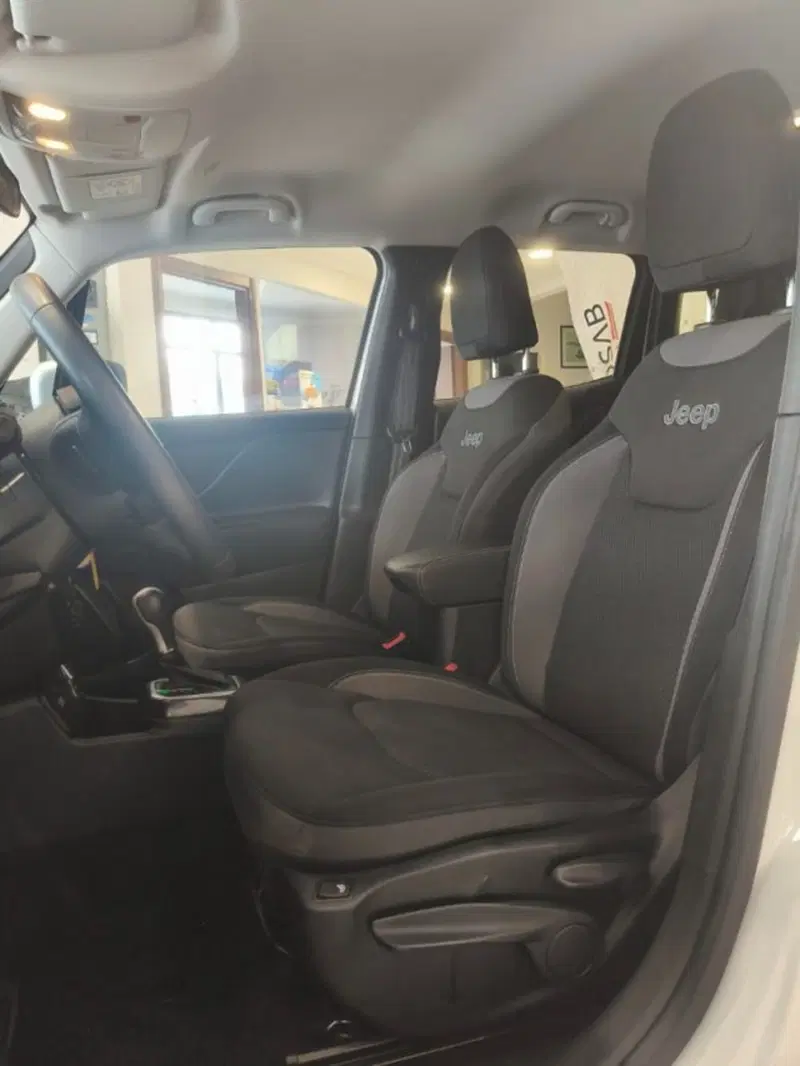 Jeep Renegade usata a Firenze (9)