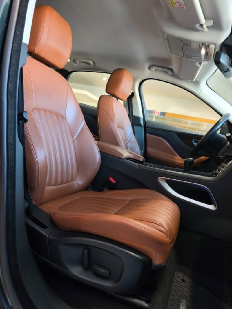Jaguar F-Pace usata a Firenze (12)